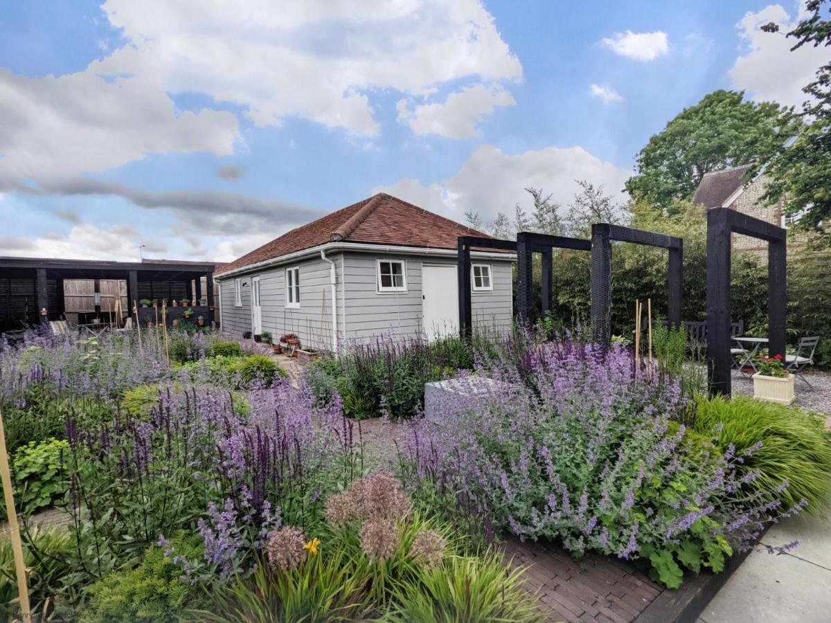 Little Maplewood, Tangmere 外观 照片